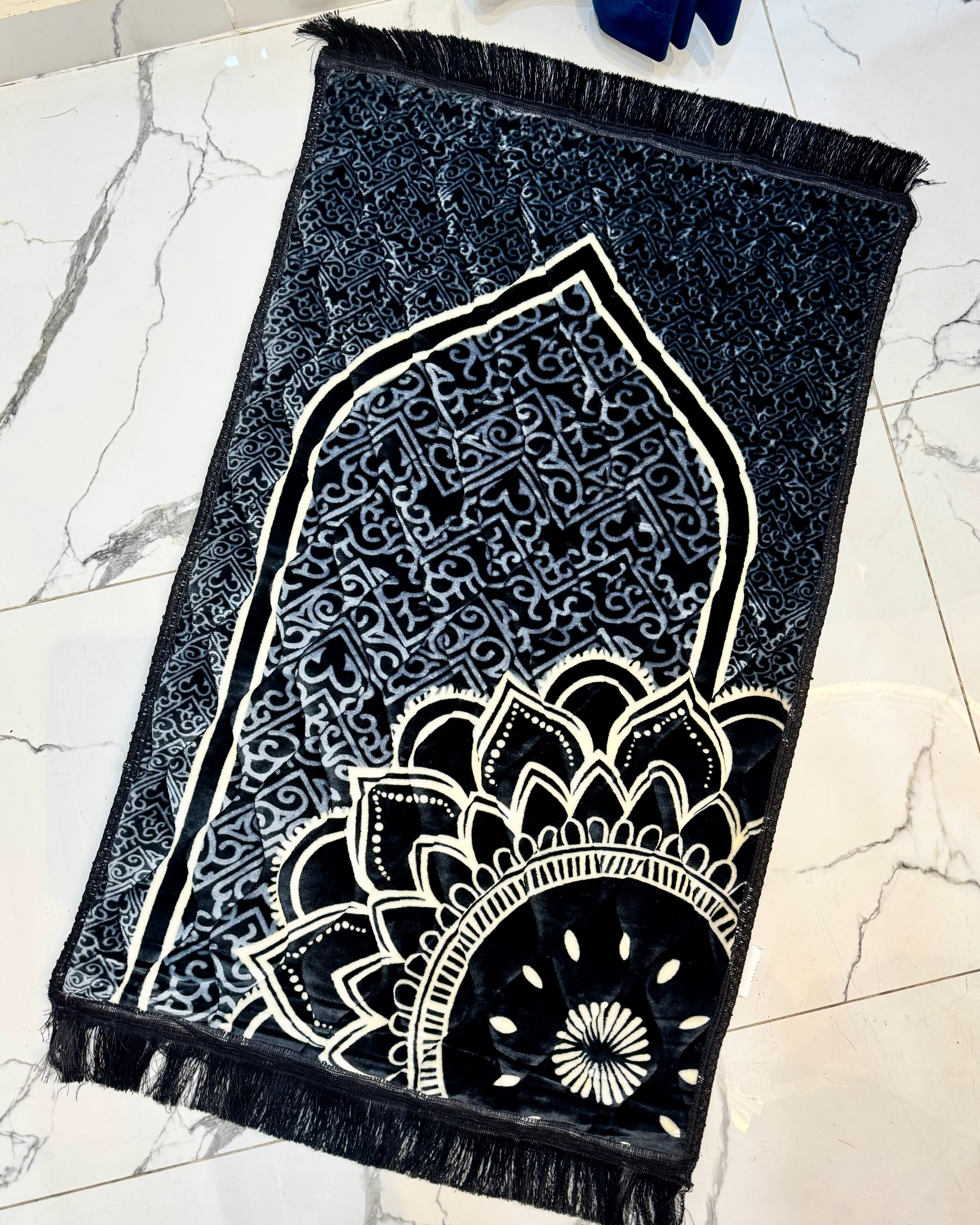Luxury Foam Filled Soft Prayer Mats Black